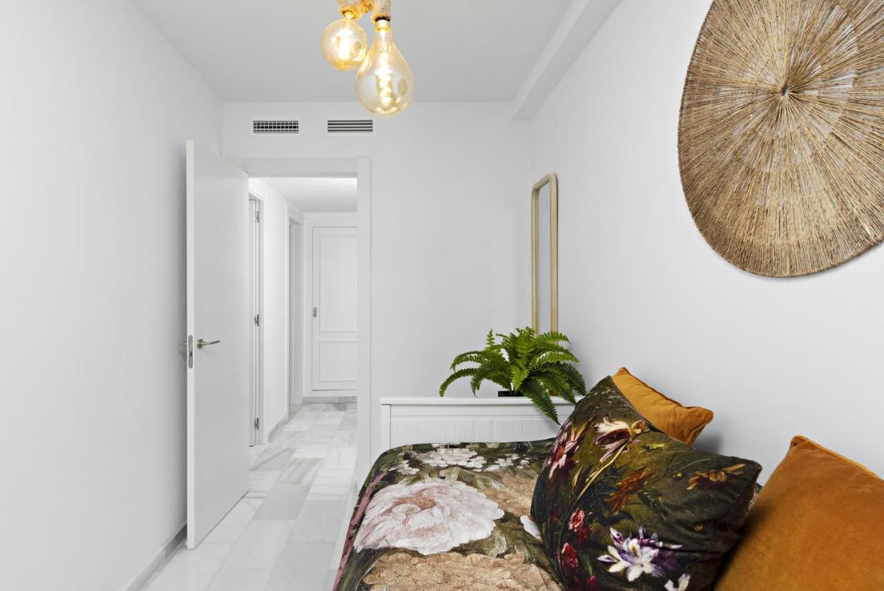 Two Bedroom Apartment In Puerto Banus With Terrace Марбелья Экстерьер фото