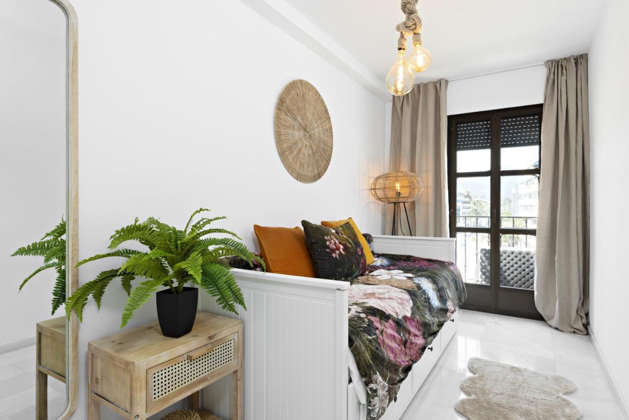 Two Bedroom Apartment In Puerto Banus With Terrace Марбелья Экстерьер фото